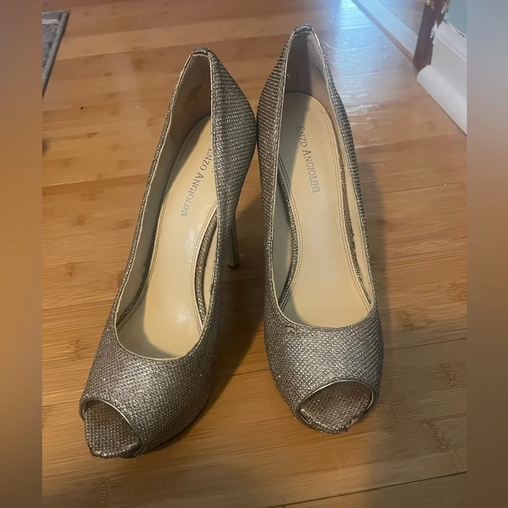 Enzo Angiolini Size 9.5 glitter platform peep toe heel